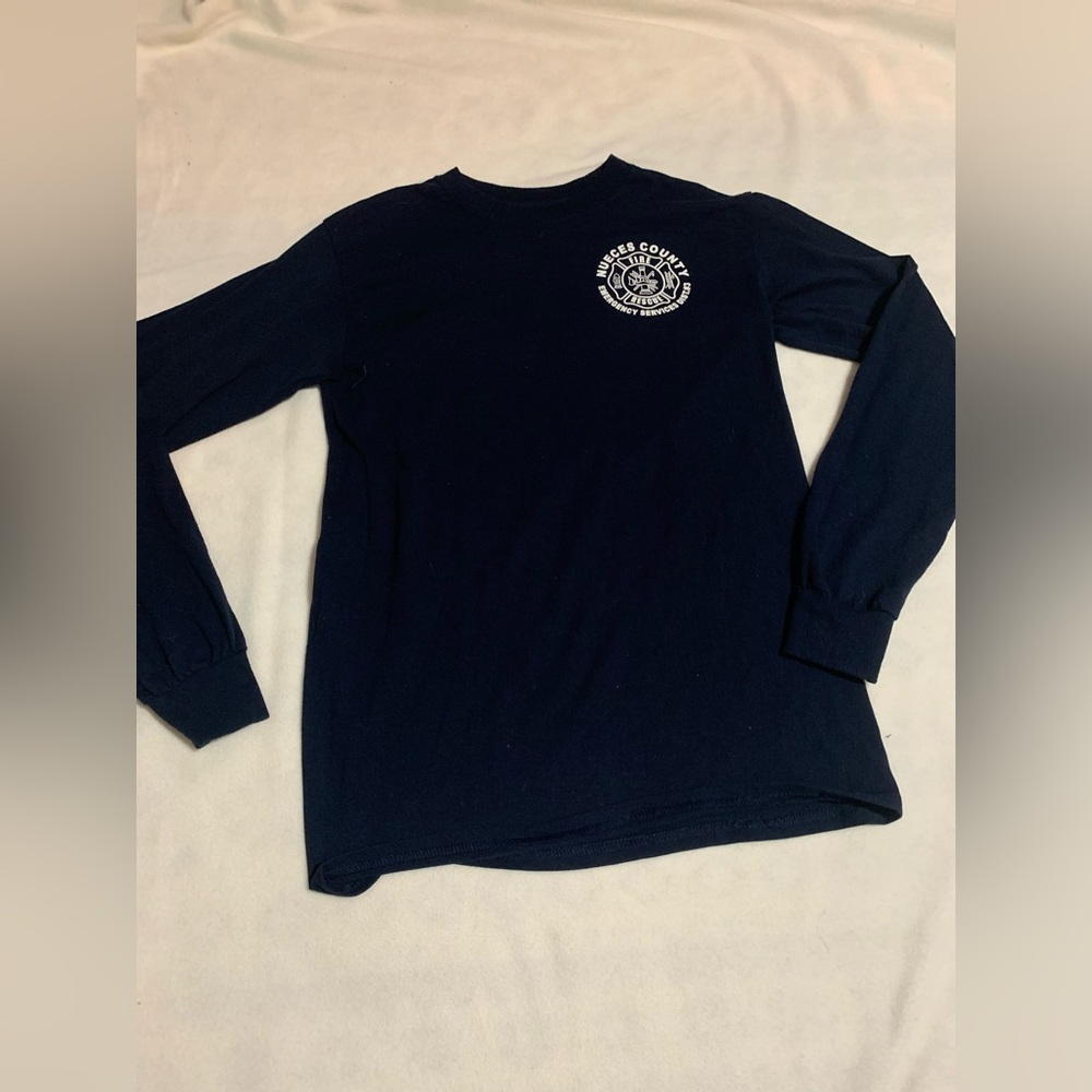 Blue T - Picture 3 of 3